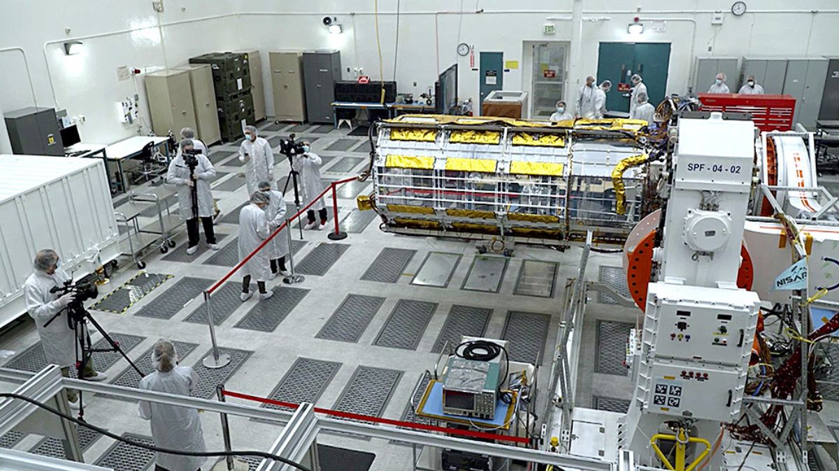 NASA Develops 6 Cereal Box-Size Satellites To Study Solar Radio Bursts - Jagran English
